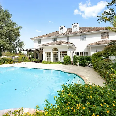 The Plantation House Boutique Inn-3